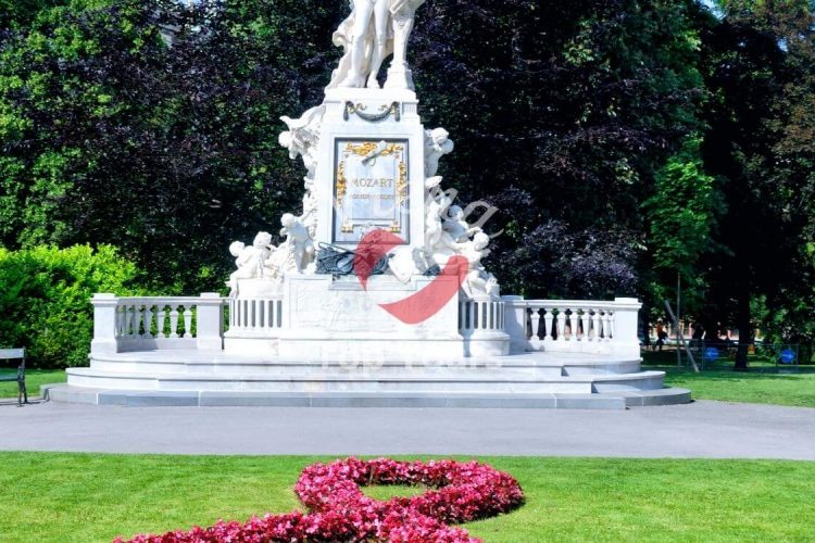 Mozartdenkmal