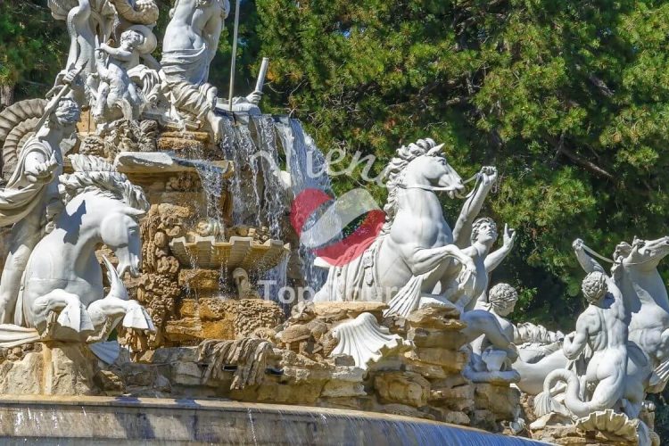 Neptunbrunnen, Schloss Schönbrunn