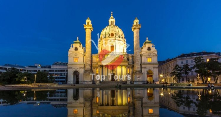 Teich vor der Karlskirche