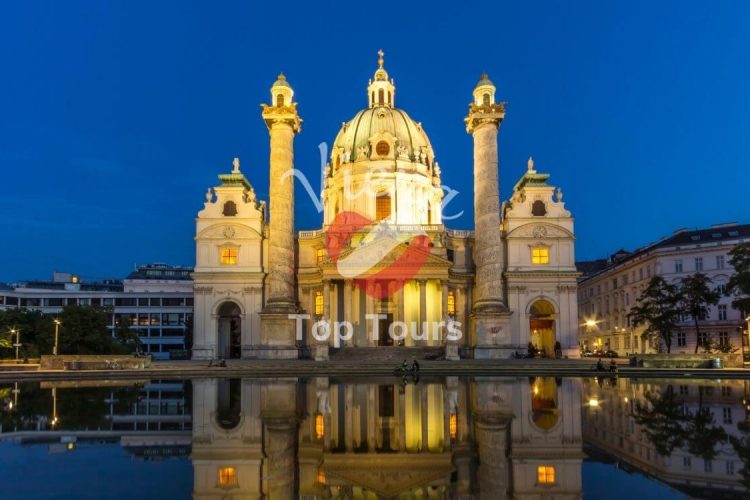 Teich vor der Karlskirche